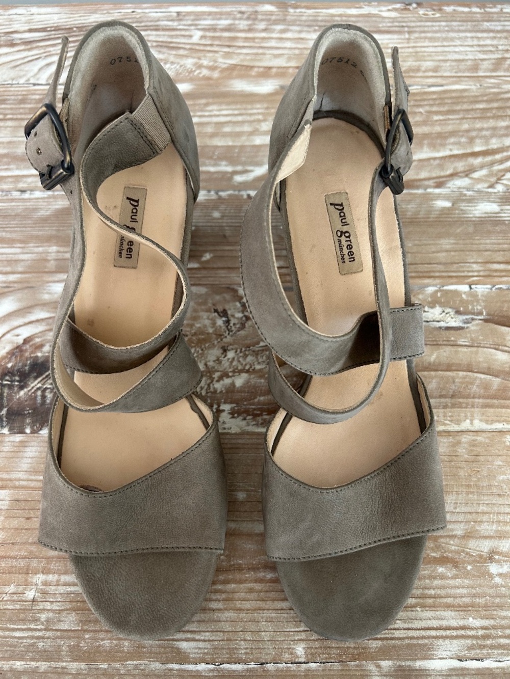 Paul Green Ankle Strap Platform Sandal with Block Heel in Tan Suede Sz 9